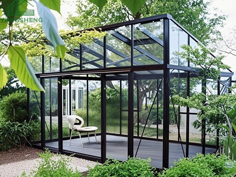 Outdoor Glass Greenhouse For Garden For Sale